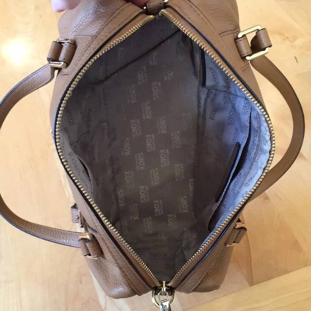 MICHAEL MICHAEL KORS Bedford Legacy Pebbled Leather Duffle Satchel